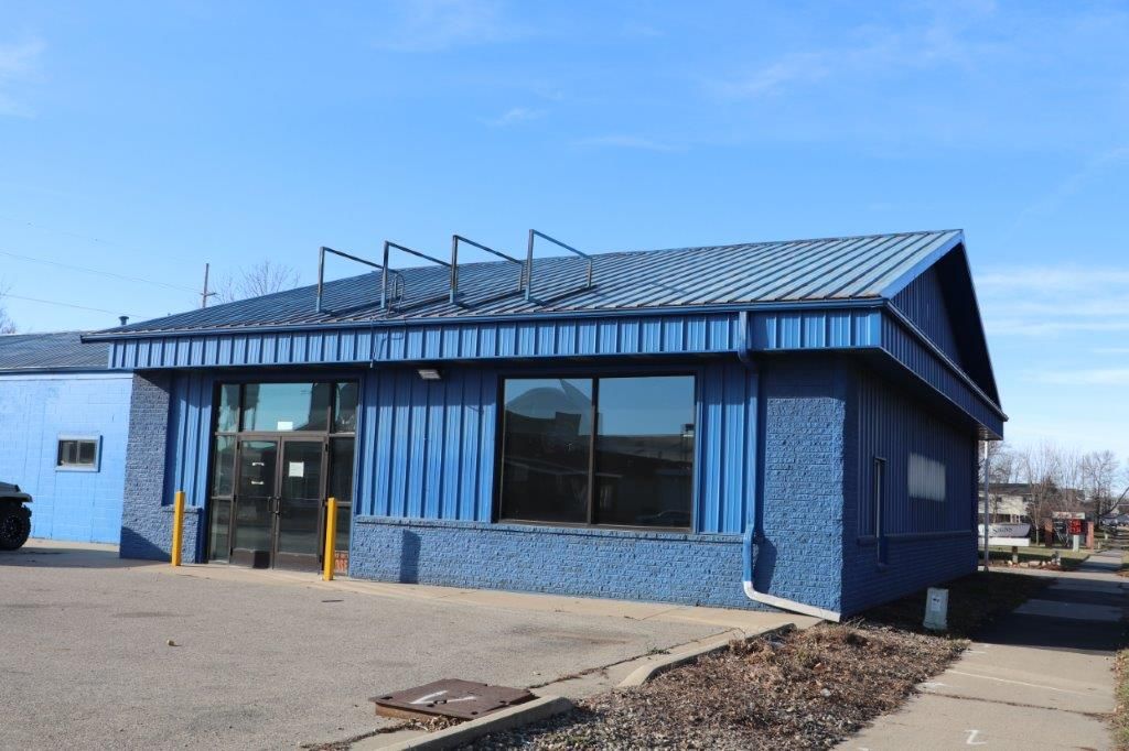 Waseca - Elm Avenue - 405 E.: 405 Elm Ave W, Waseca, MN 56093
